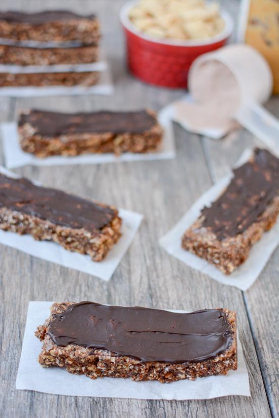 easy post-partum snacks - granola or protein bars homemade