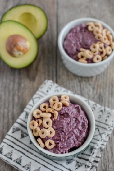 Blueberry Avocado Smoothie Bowl 1