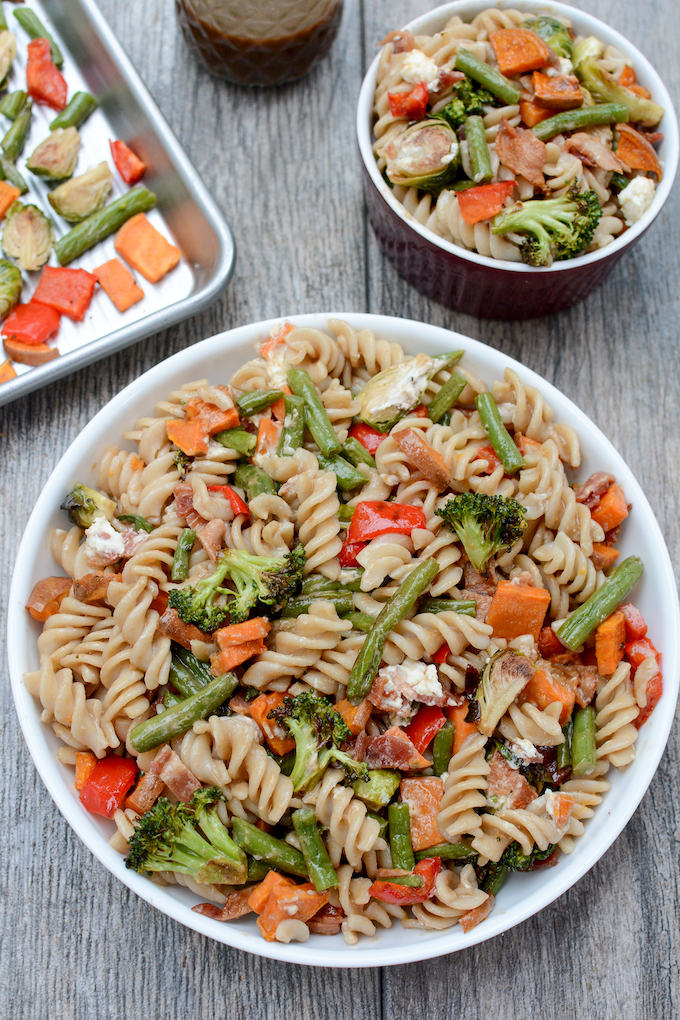 vegetable pasta salad with bacon and goat cheese