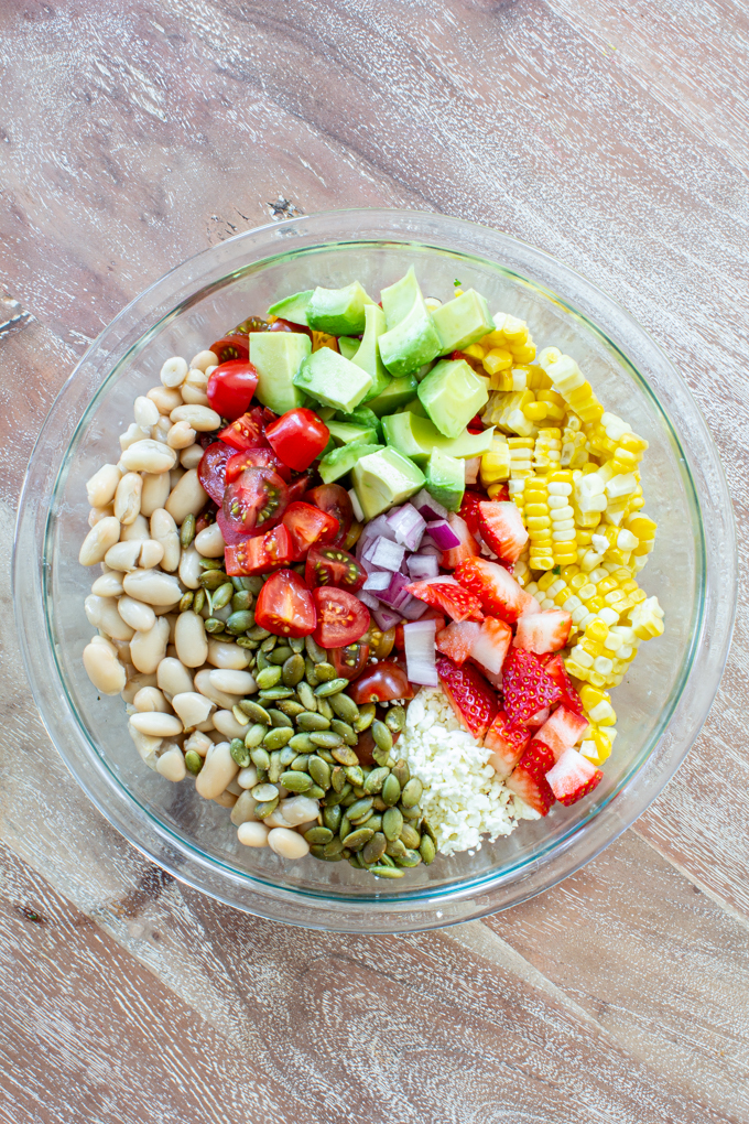 kale and white bean salad ingredients