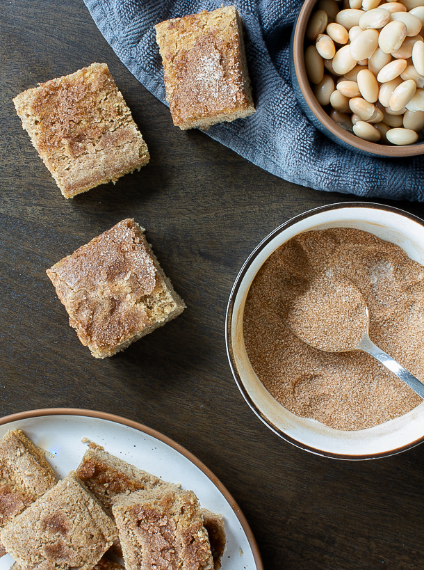 blondie snickerdoodle bars with white beans