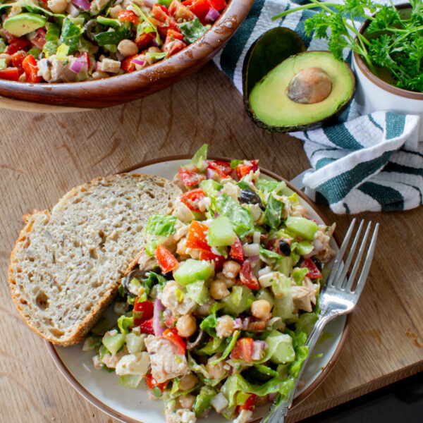 Easy Mediterranean Chopped Salad Recipe