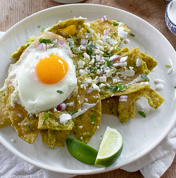 chilaquiles verdes recipe with egg