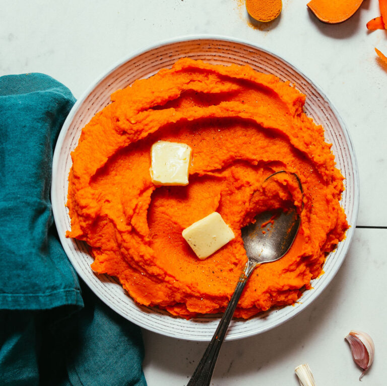 fluffly mashed sweet potatoes and carrots