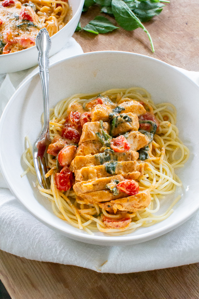 creamy tomato chicken pasta