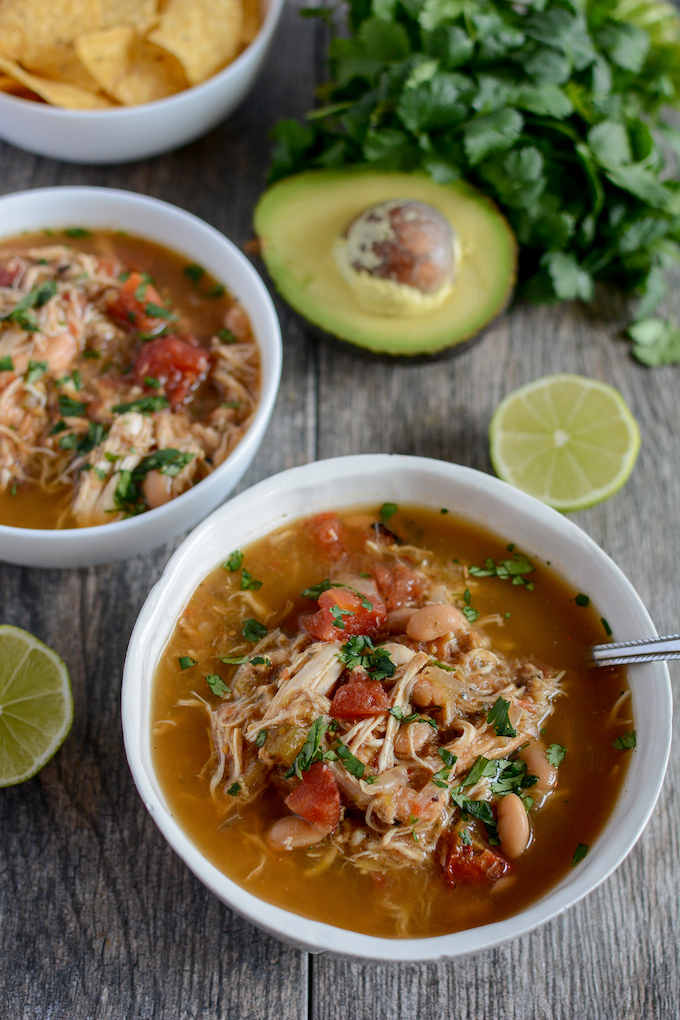 white chicken chili with cilantro and salsa verdr